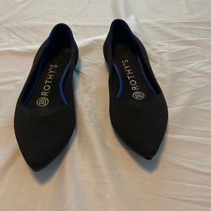 Rothy’s black size 6 flats gently worn